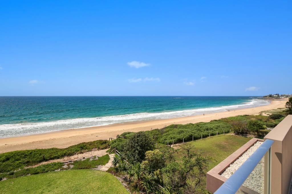 Appartement Beach And Ocean Front Penthouse With Wifi And Parking à Entrance Extérieur photo